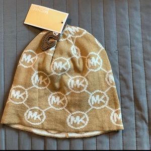 Micheal Kors beanie